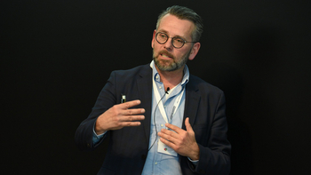 Armin Berger beim Vortrag zu Künstliche Intelligenz & Storytelling
