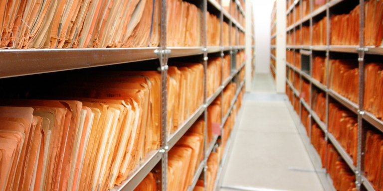 Stasi-Akten in der Behörde des Bundesbeauftragten für die Stasi-Unterlagen (BStU) Stasi-Akten in der Behörde des Bundesbeauftragten für die Stasi-Unterlagen (BStU)